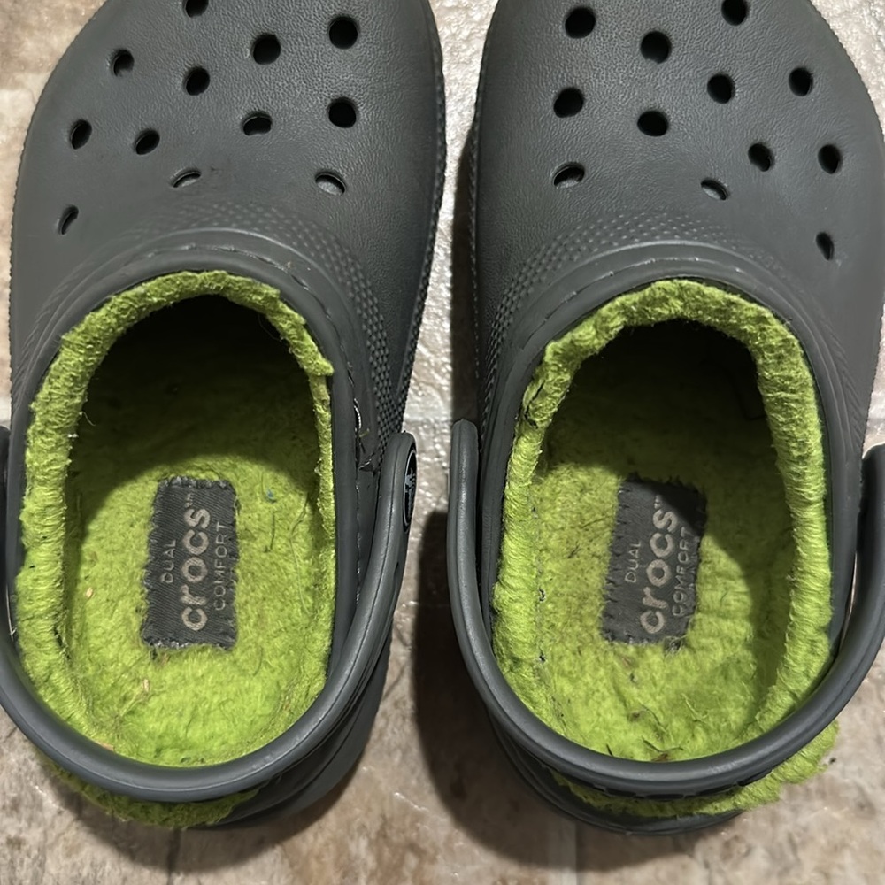 Crocs - Picture 2 of 3
